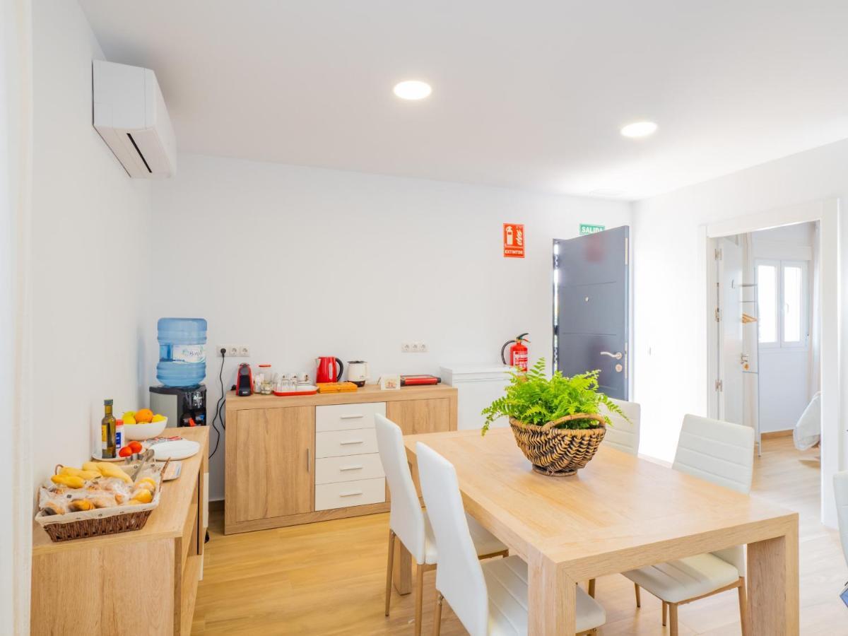 Cubo'S Hostal William'S Sunny 3 With Breakfast Benagalbón Exterior foto